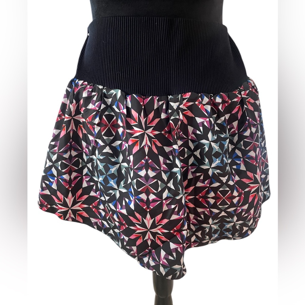 Free people Carpe Diem Printed multi colored shorts,high waist, Medium - Picture 2 of 6